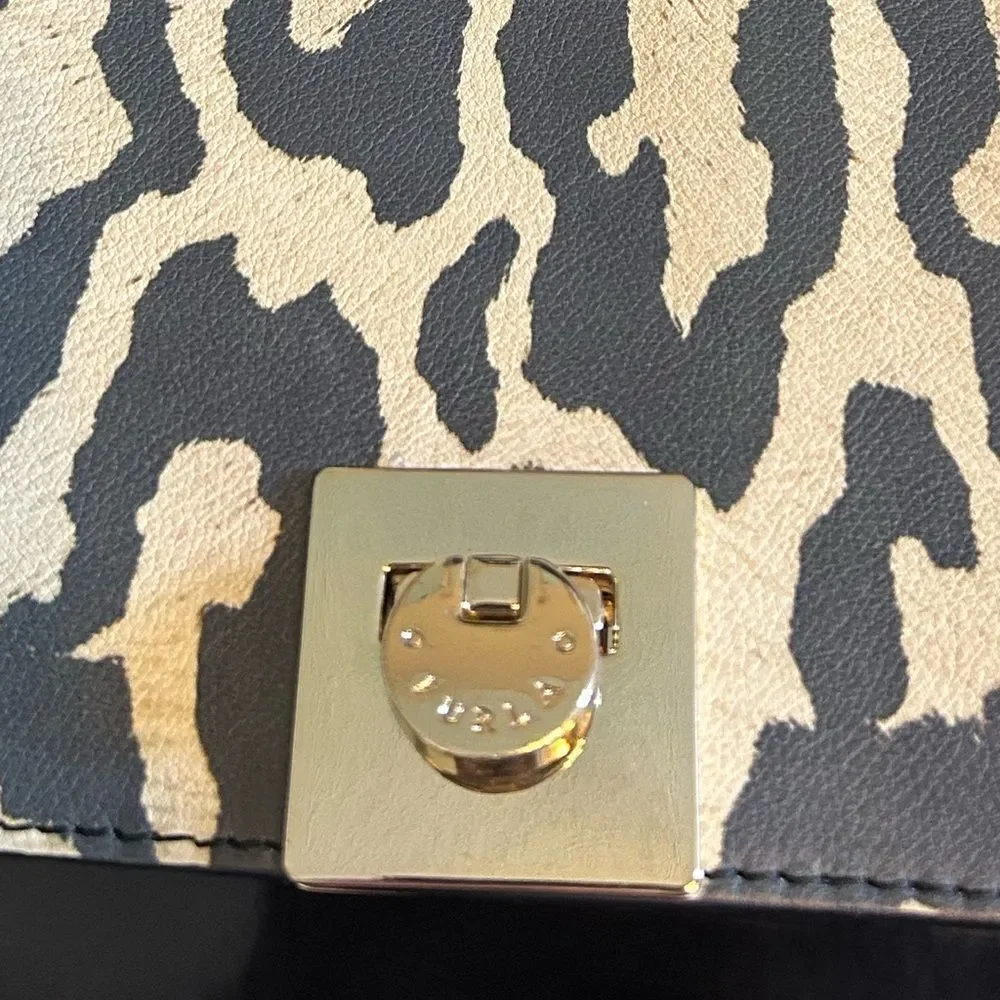 Furla stylish leopard